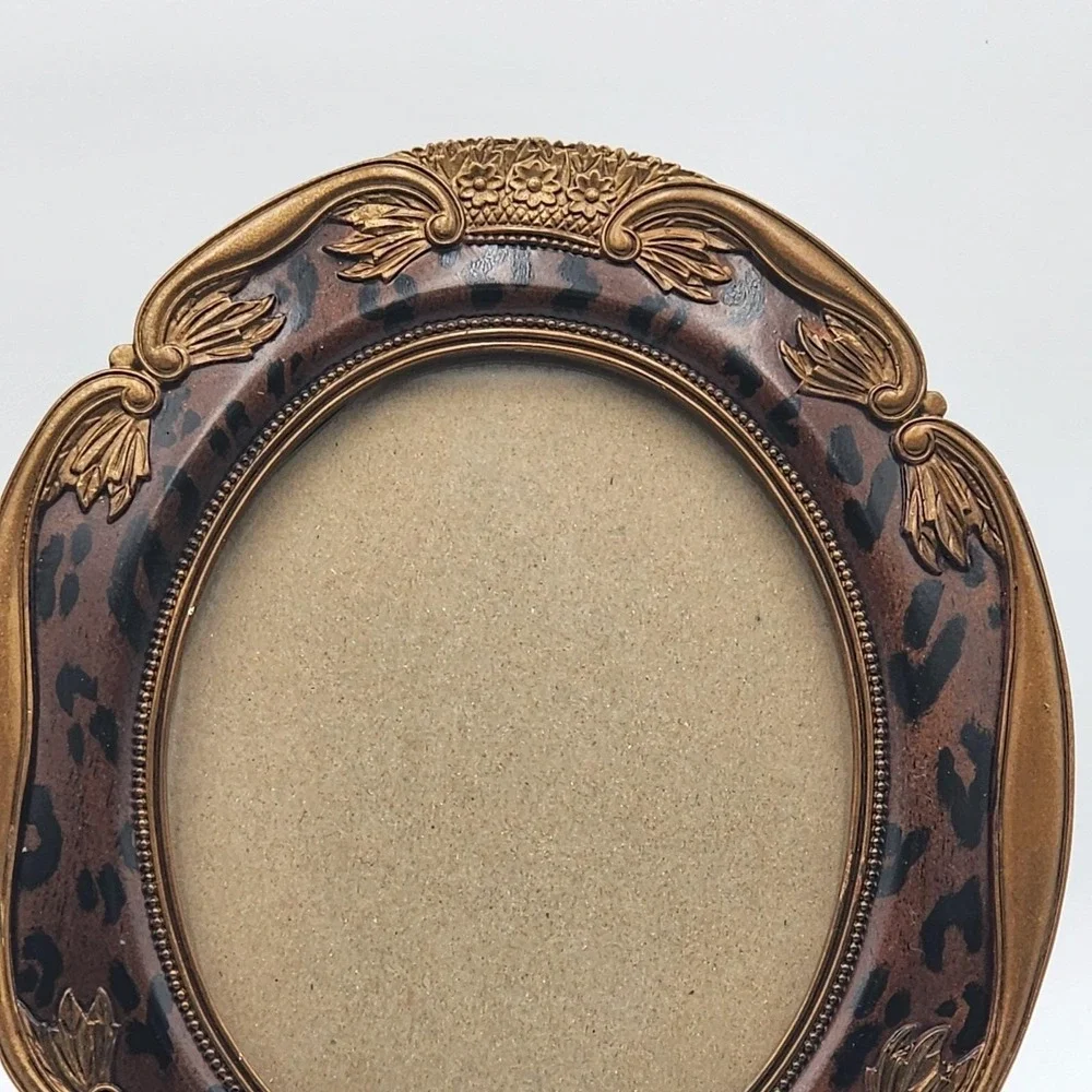 Victorian Style Leopard Print Resin Oval Picture Frame Ornate Gold Tone Accents